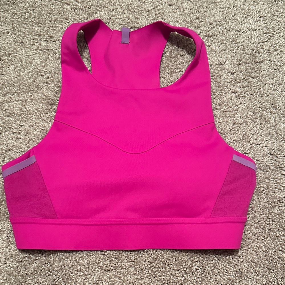 Like new Magenta Drive 3 Pocket Run Bra - Picture 2 of 3